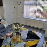 Centrally Located W/ Free Parking & Smart Tv Lejlighed Leeds (West Yorkshire)
